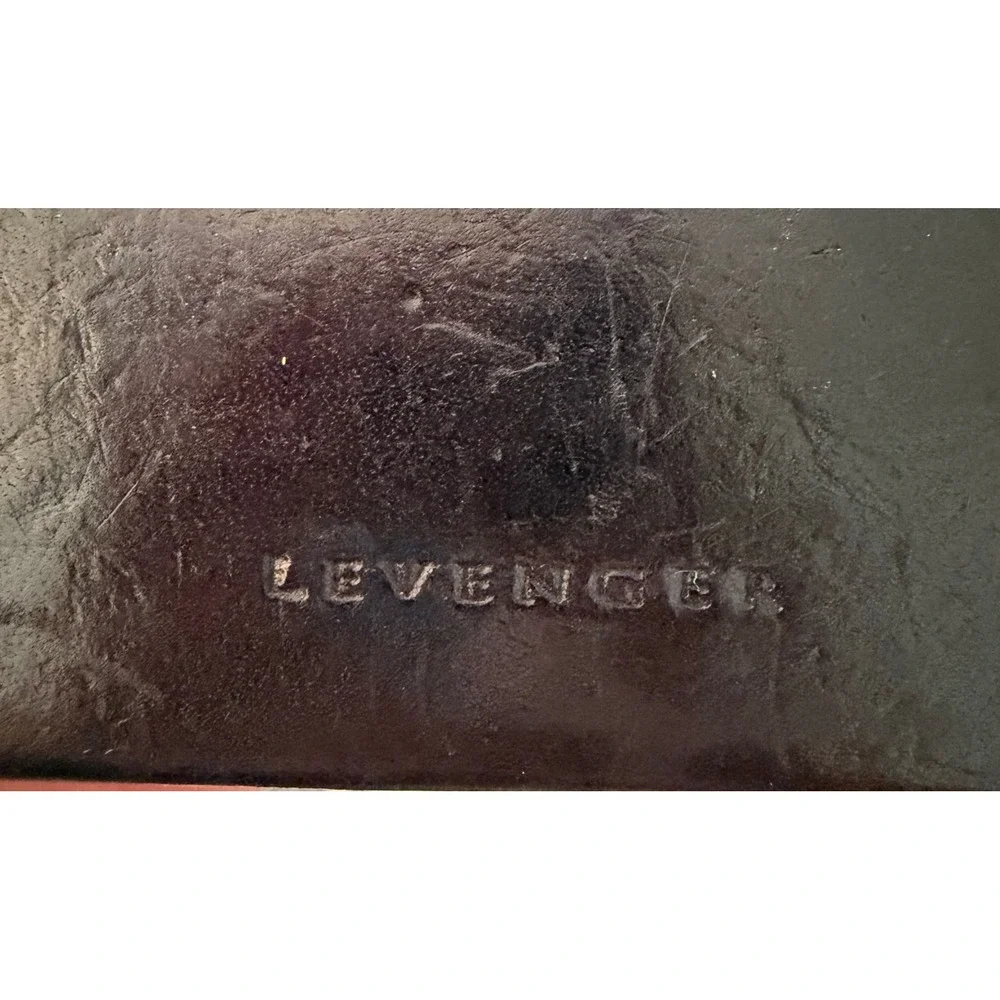 Levenger Business Card Case Black Leather Slim Professional Pocket Wallet